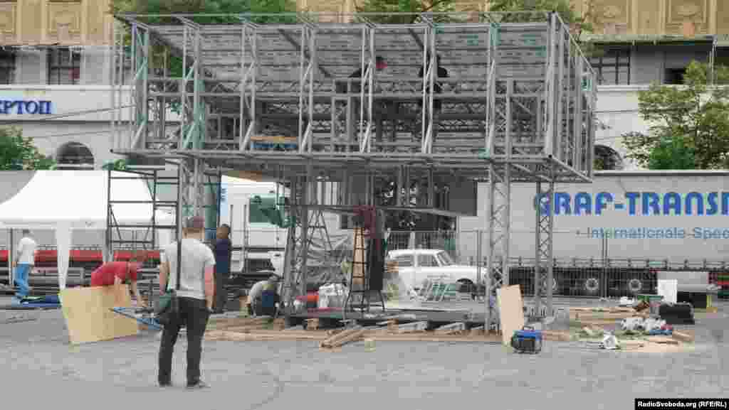 Ukraine -- Preparations for Euro-2012 in Kharkiv, 30May2012 (photo by O. Ovchynnykov)