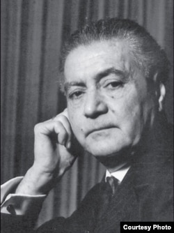 Түркістан комитетінің жетекшісі болған Уәли Қаюм-Хан (1904 - 1993).