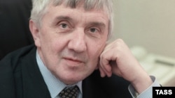 Юрий Щекочихин, российский журналист, занимавшийся расследованиями. Июль 2003 года.