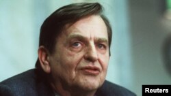 Prim-ministrul suedez Olof Palme, fotografie din 12 decembrie 1983
