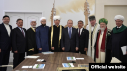 Президент Владимир Путин на встрече с руководителями исламских организаций России