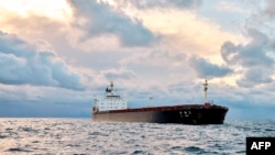 تصویر یک کشتی باری در آب‌های دانمارک