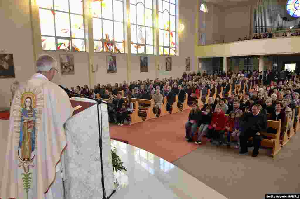 BiH, Novi Travnik, Consecration of statue of Saint John Paul II