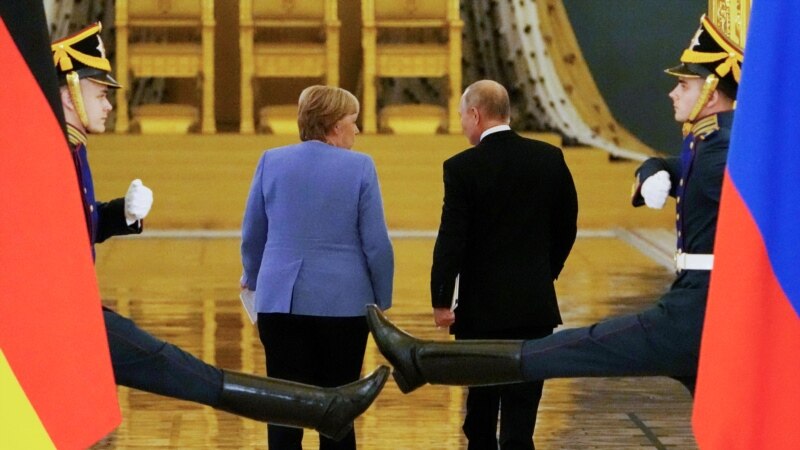 Стало известно, что обсуждали Меркель и Путин на встрече в Москве