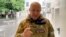 Na fotografiji preuzetoj sa videa koji je objavio pres tim Jevgenija Prigožina, lider ruskih plaćenika iz grupe Vagner navodno se obraća sa lokacije Rostov na Donu, u Rusiji 24. juna 2023. na dan pokušaja državnog udara.