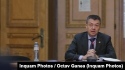 Ministerul Culturii, condus de Bogdan Gheorghiu, susține că statul nu putea să se folosească de dreptul de preempțiune la licitația Enescu pentru că nu exista o hotărâre care să stabilească dacă anumite bunuri sunt de patrimoniu, deși procedura era încă în derulare.