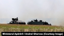 Imagine publicată de Ministerul Apărării de la exercițiul multinațional „Scutul Păcii 2026”, care s-a desfășurat pe unul dintre poligoanele militare din R. Moldova la începutul lunii iulie.