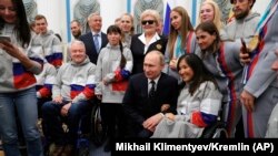 Ruski paraolimpijci sa predsjednikom Vladimirom Putinom