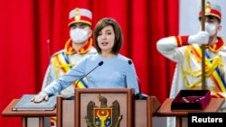 Noua președintă a R. Moldova, Maia Sandu, depune jurământul, Chișinău, 24 decembrie 2020.