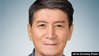 Орыс әйелі попки трахается деп сұрайды Менің әйелімді жұмыс орнында бастығы мен оның серіктестері трахает етті (порно онлайн)