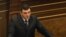 Геворк Костанян выступает с трибуны Национального Собрания, Ереван, 30 сентября 2013 г. 