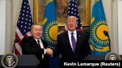 Доналд Трамп менен Нурсултан Назарбаев.
