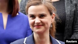Britaniya millət vəkili Jo Cox 