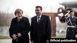 Заев на средба со Меркел во Германија.