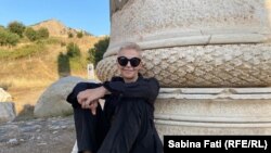 Moldova - Blog Sab.2021 - Portret Sabina la Sardis/Sardes, Turcia 14 iulie 2021