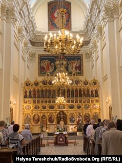 Богослужіння у греко-католицькому соборі у Перемишлі, де молились за загиблих українських вояків