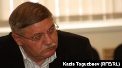 Учёный-синолог Константин Сыроежкин. Алматы, 14 ноября 2012 года