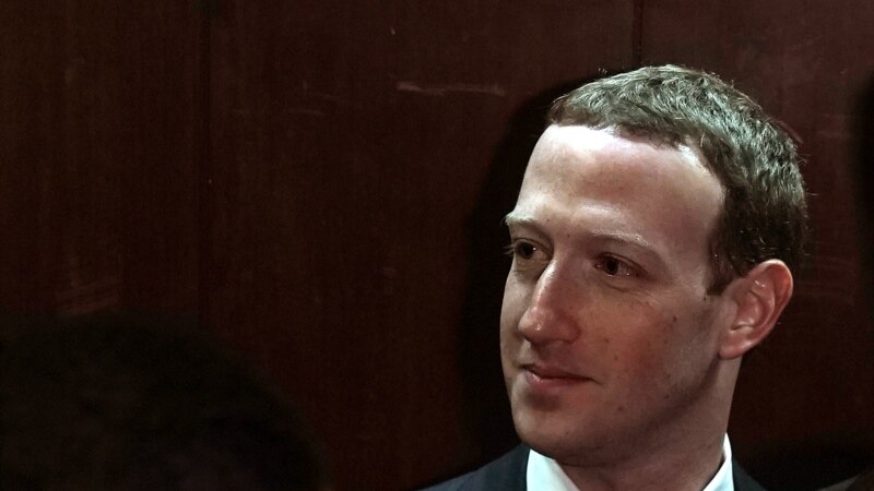 Zuckerberg: Facebook do të duhej të vërente më herët ndërhyrjen ruse në zgjedhjet amerikane