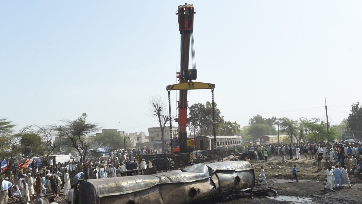 At Least 152 Dead In Pakistan After Tanker Bursts Into Flames