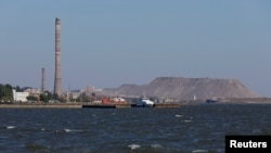 Берег Таганрогской бухты, Мариуполь, 28 сентября 2023 года