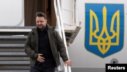 Президент Володимир Зеленський 27 грудня відвідав Канаду й зустрівся з прем’єр-міністром країни Марком Карні