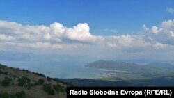 Поглед на Преспанското Езеро од Националниот парк Галичица. 15.08.2020. 