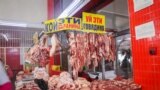 Oşdaky et bazarlarynyň birinde düşürilen surat