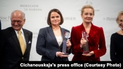 Сьвятлана Ціханоўская і Юлія Навальная