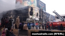 چارواکي وايي، په اور کې د پلازې شاوخوا ۴۰ سلنه برخه اغېزمنه شوې ده.