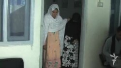 “خاوند مې په تبر پښه رانه پرې کړه”