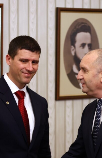 Президентът Румен Радев каза че доверието в 51 ото Народно