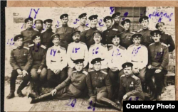 Фотография выпускников Александровского училища. 1923 год. Источник: Державний архів Дніпропетровської області.