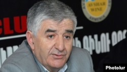 Armenia - Samvel Harutiunian, a dissident member of the opposition Armenian National Congress, at a news conference, 6Mar2012.