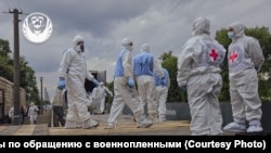 Тараптардын сөөк алмашуу жараяны. (архивдик сүрөт)