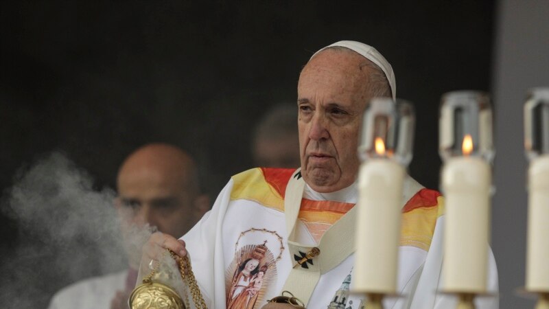Papa Francis salută încercarea ONU de a se ajunge la acorduri de încetare a focurilor 