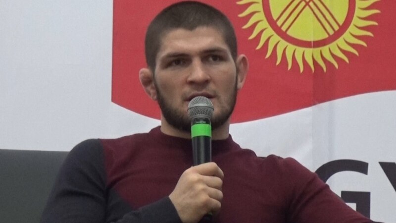 UFC спортчусу Нурмагомедов Бишкекте күйөрмандары менен жолукту 