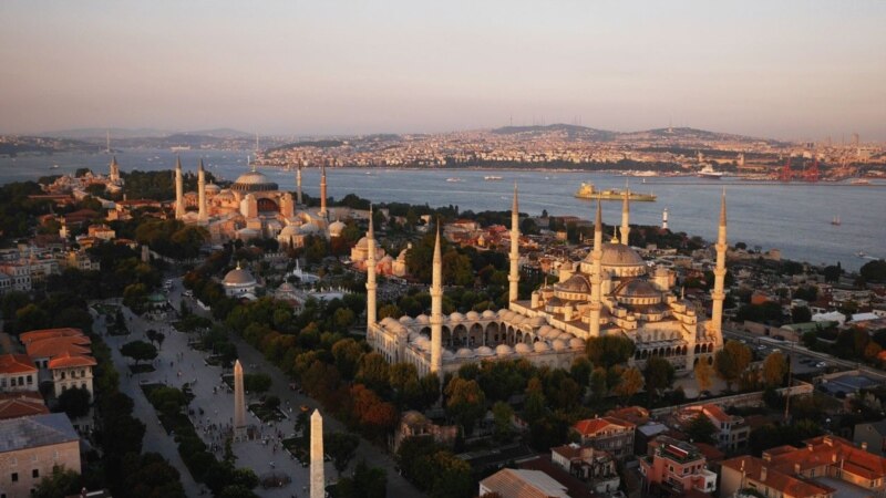 Stambulda öz watandaşyny öldürmekde güman edilýän iki türkmenistanly tussag edildi