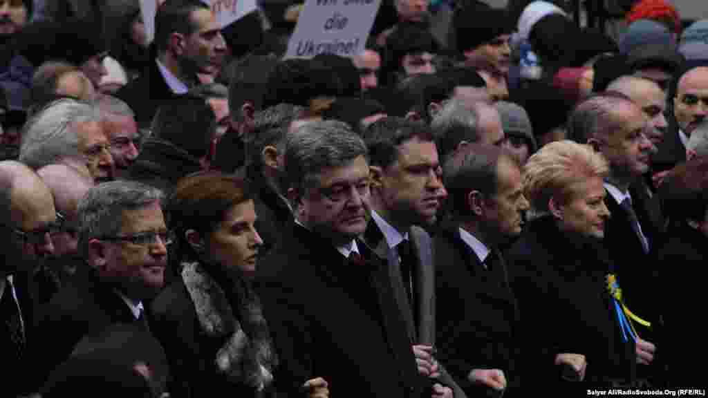 Президент Украины Петр Порошенко и европейские лидеры на &quot;Марше Достоинства&quot; в Киеве.