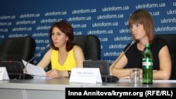 Anife Kurtseitova ve Anna Dremova