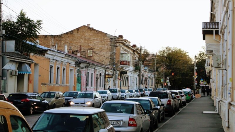 В центре Симферополя до конца марта продлили ограничение на движение транспорта – власти