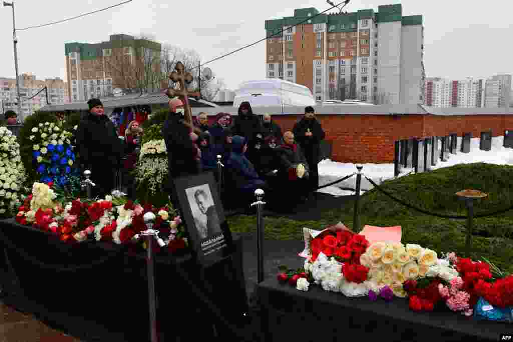 Прощание с Алексеем Навальным на Борисовском кладбище.