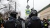 ОМОН на протестах в Петербурге в 2021 году 