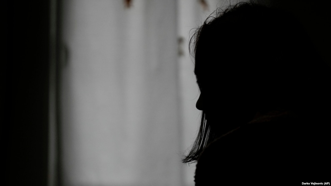 În primele 11 luni din 2024, polițiștii au emis peste 12.000 de ordine de protecție provizorii, dintre care aproape 5.000 au fost transformate în ordine de protecție de către instanțele de judecată.