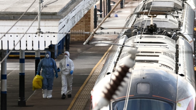 ბრიტანეთში დააკავეს მატარებლის მგზავრების დაჭრაში ეჭვმიტანილი ორი მამაკაცი, ორივე ბრიტანეთის მოქალაქეა