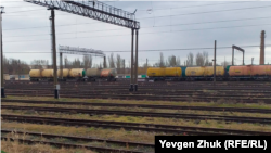 Железная дорога в Джанкое, аннексированный Крым, 2020 год