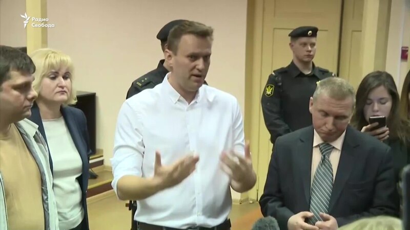 Навального приговорили к пяти годам условно