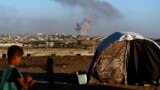 Dim nakon izraelskog vazdušnog napada u blizini Rafe, jugu Pojasa Gaze, 7. maja 2024.