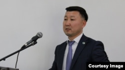 Мирлан Жекшенов.