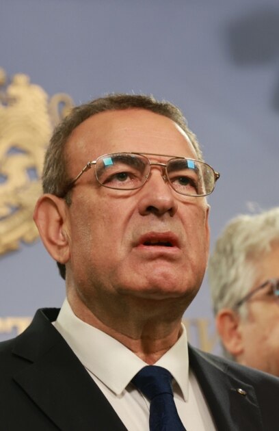 Той първо подкрепяше Делян Пеевски и не забелязваше международните санкции