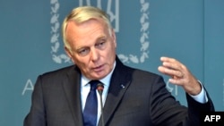 French Foreign Minister Jean-Marc Ayrault discussed Russian President Vladimir Putin's cancelled visit to Paris.